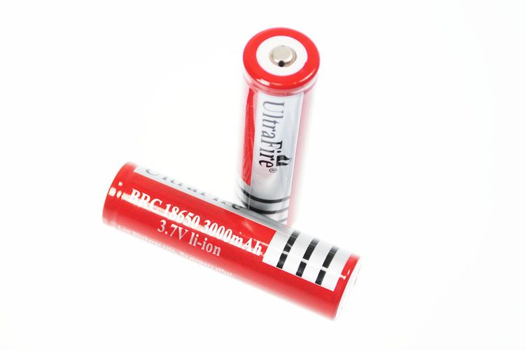 UltraFire BRC 3000mAh 3.7V Li-ion Rechargeable Battery Long-Lasting Power for Flashlights Cameras