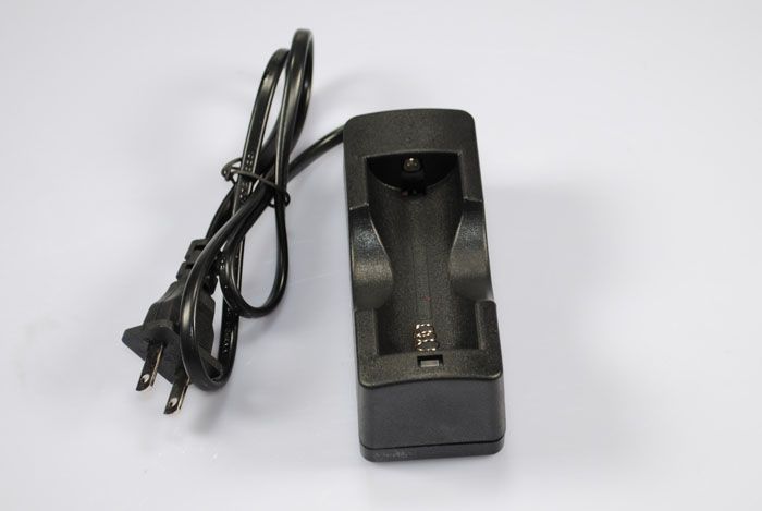 Efficient Single 26650 Li-Ion Rechargeable UltraFire Charger Compact Travel Solution for Flashlights Vaping