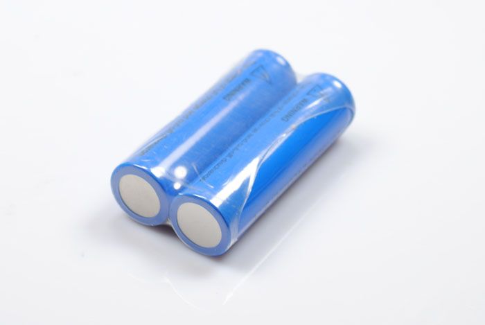 UltraFire LC 3000mAh 18650 Li-ion Rechargeable Battery High-Capacity Eco-Friendly Fast Charging Power Solution