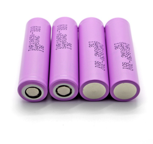 30Q 3.7V 3000mAh 18650 Rechargeable Battery (4 Pack)