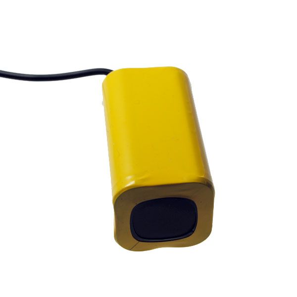 Screw Fixed Interface 8.4V 4x18650 8800mAh LED Bicycle Front Light UltraFire Waterproof Bike Battery