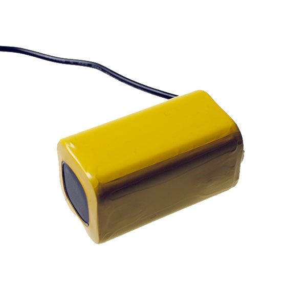 Screw Fixed Interface 8.4V 4x18650 8800mAh LED Bicycle Front Light UltraFire Waterproof Bike Battery